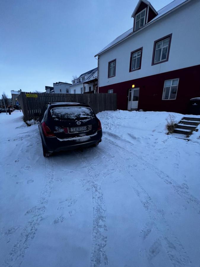 Akureyri Central Apartment Buitenkant foto