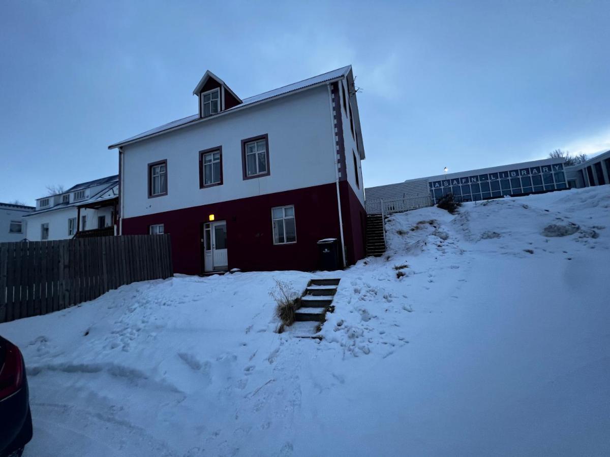 Akureyri Central Apartment Buitenkant foto