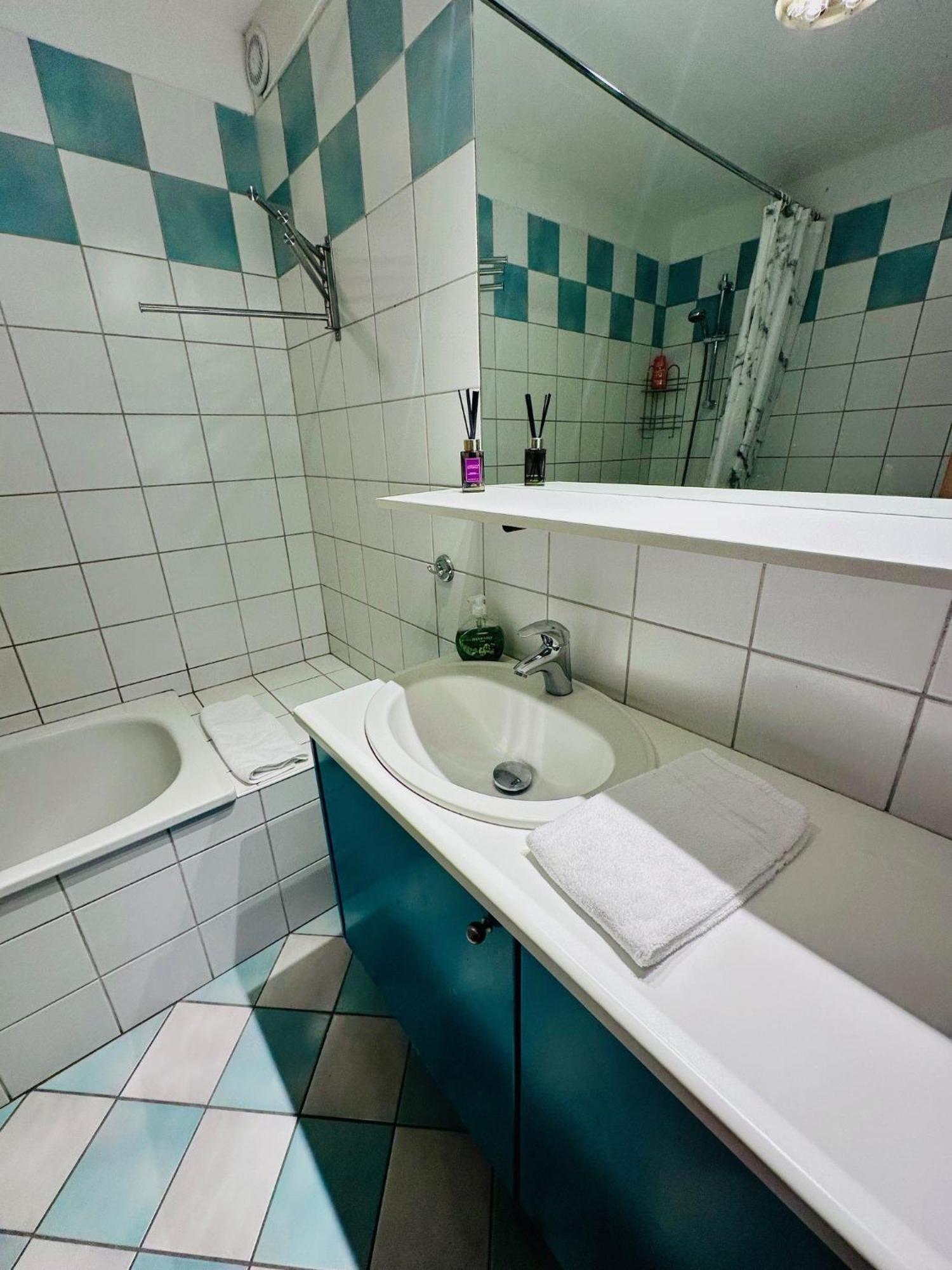 Akureyri Central Apartment Buitenkant foto